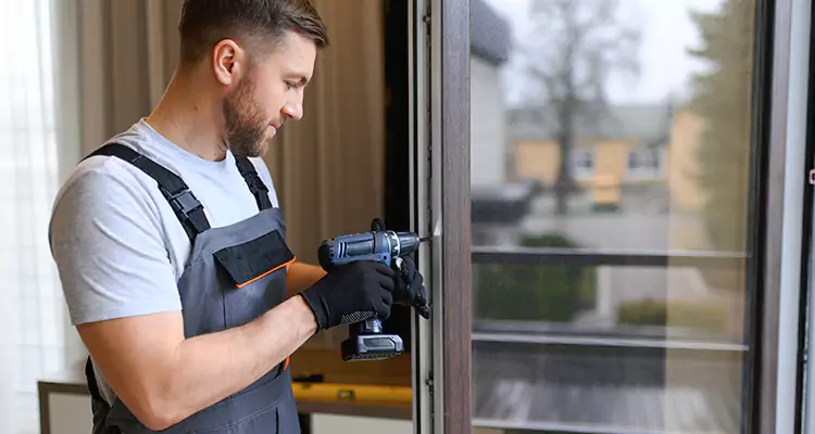 Sliding Screen Door Handle Repair in Ocoee, FL