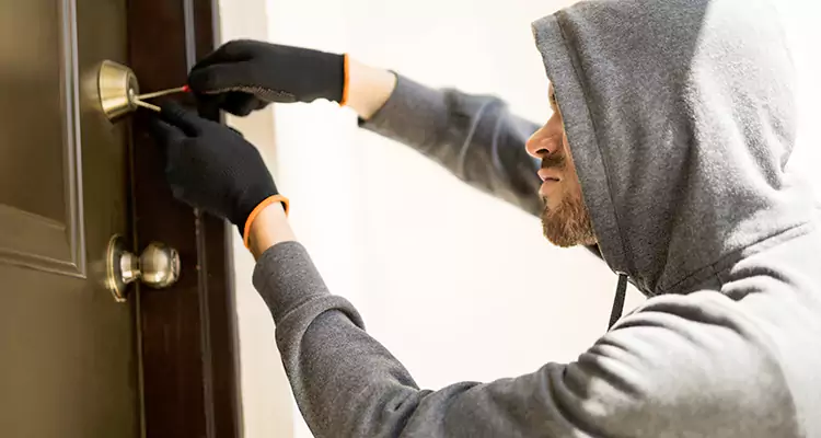 Emergency Motel Lock Repairs—Available 24/7 in Ocoee, FL